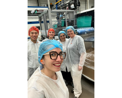 L’Oréal visite notre nouvelle ligne d’Injection chez ANL Packaging Pologne